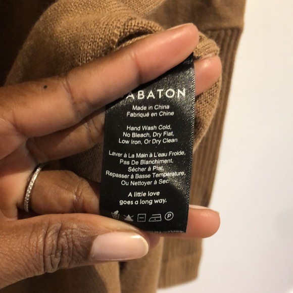 EUC Camel Babaton v-neck sweater - Picture 6 of 6